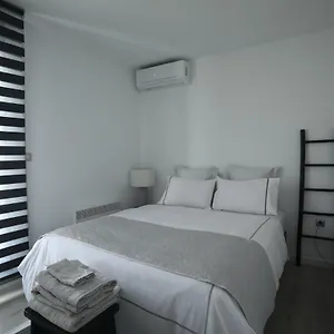 επισκεφθείτε το ξενοδοχείο
