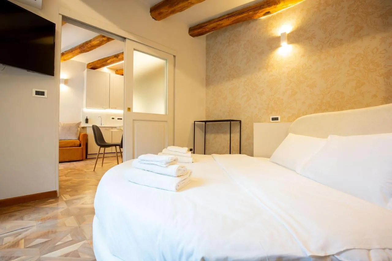 Falegnami Suites - BolognaRooms 0*, Bologna Italia