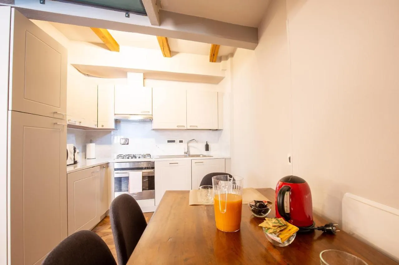 Falegnami Suites - BolognaRooms 0*, Bologna